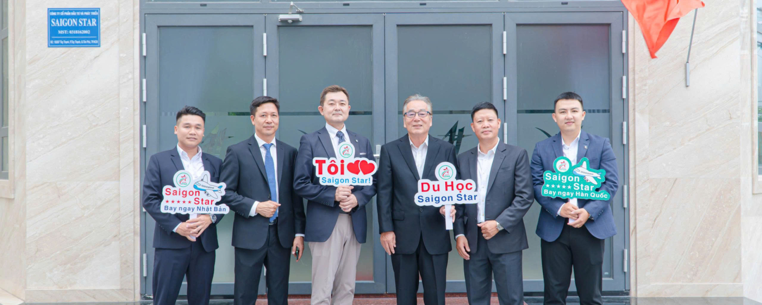 CÔNG TY CỔ PHẦN ĐẦU TƯ VÀ PHÁT TRIỂN SAIGON STAR